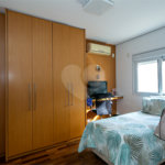 Casa à venda com 5 quartos, sendo 4 suítes, no condomínio Villa de Monterey, São Paulo - SP