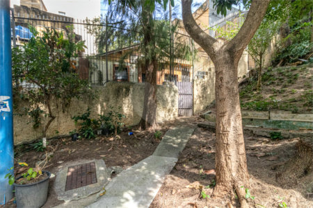 Casa Térrea à venda com 9 quartos, sendo 3 suítes, em Vila Romana, São Paulo, SP