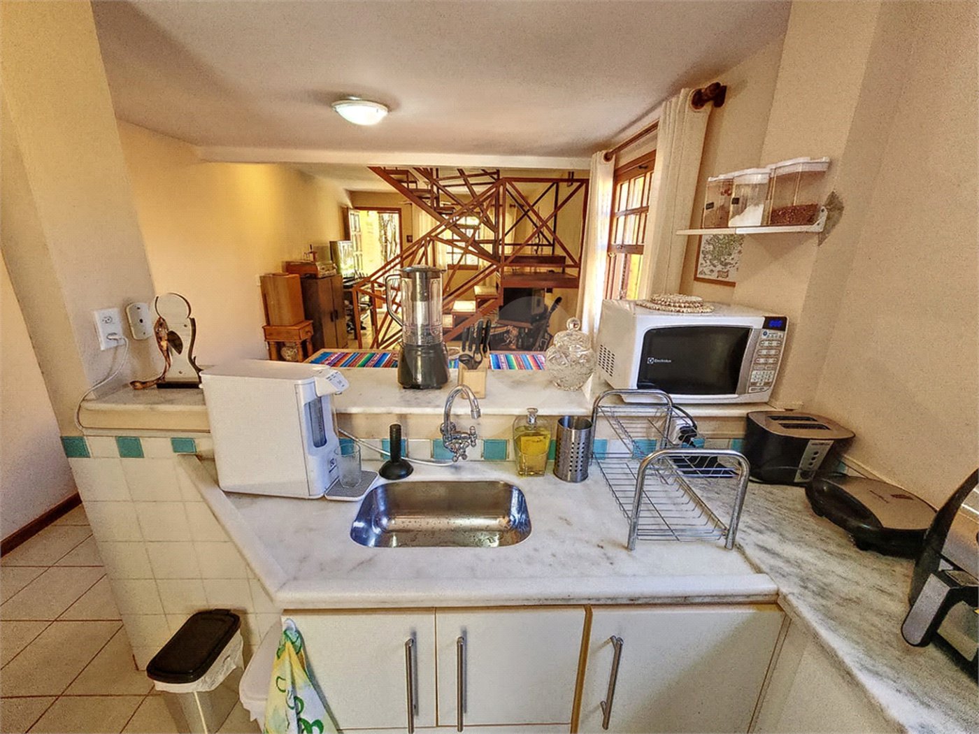 Casa em condomínio à venda com 3 quartos, sendo 1 suíte,  em Rasa, Armação dos Búzios, RJ