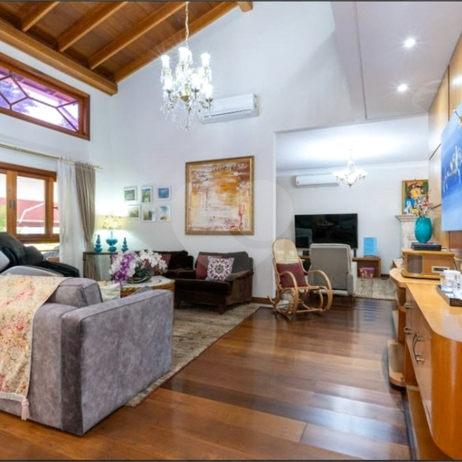 Casa à venda ou para alugar com 5 suítes no condomínio Residencial Morumbi, São Paulo - SP