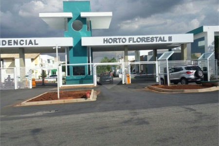 Casa à venda com 3 quartos, sendo 1 suíte,  no condomínio Horto Florestal II, Sorocaba - SP