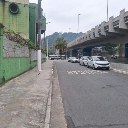 Galpão à venda, 3285 m² por R$ 5.500.000,00 - Valongo - Santos/SP