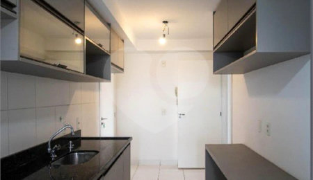 Apartamento à venda ou para alugar com 3 quartos, sendo 1 suíte,  em Jardim Vazani, São Paulo, SP