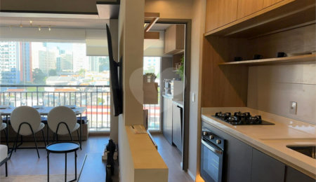 Apartamento à venda com 2 quartos, sendo 1 suíte,  em Bosque da Saúde, São Paulo, SP