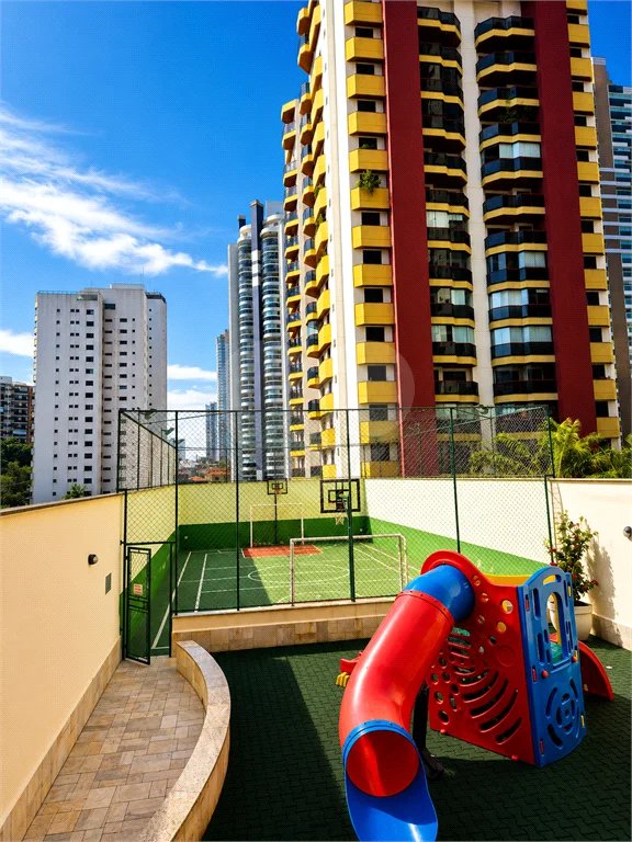 Excelente apartamento à venda na Vila Reg. Feijó