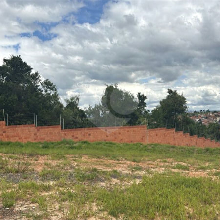 Indaiatuba- Sp - Jardim Park Vista Real - Valor - R$ R$ 365.000,00* - AT. 200m² - 8 x25 ms - Terreno plano com fundo para Área de Preservação Permanente . O Jardim Park Vista Real oferece area de lazer com piscina adulto e infantil, salão de festas, academia, quadra poliesportiva, campo de futeb