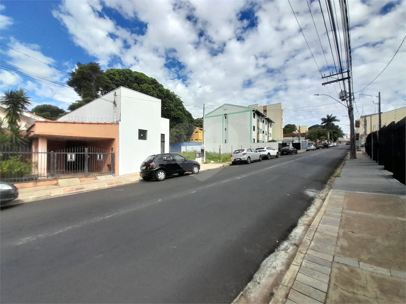 Imóvel Comercial na Rua Miguel Petroni – Localização Estratégica em Frente ao Campus da USP 1