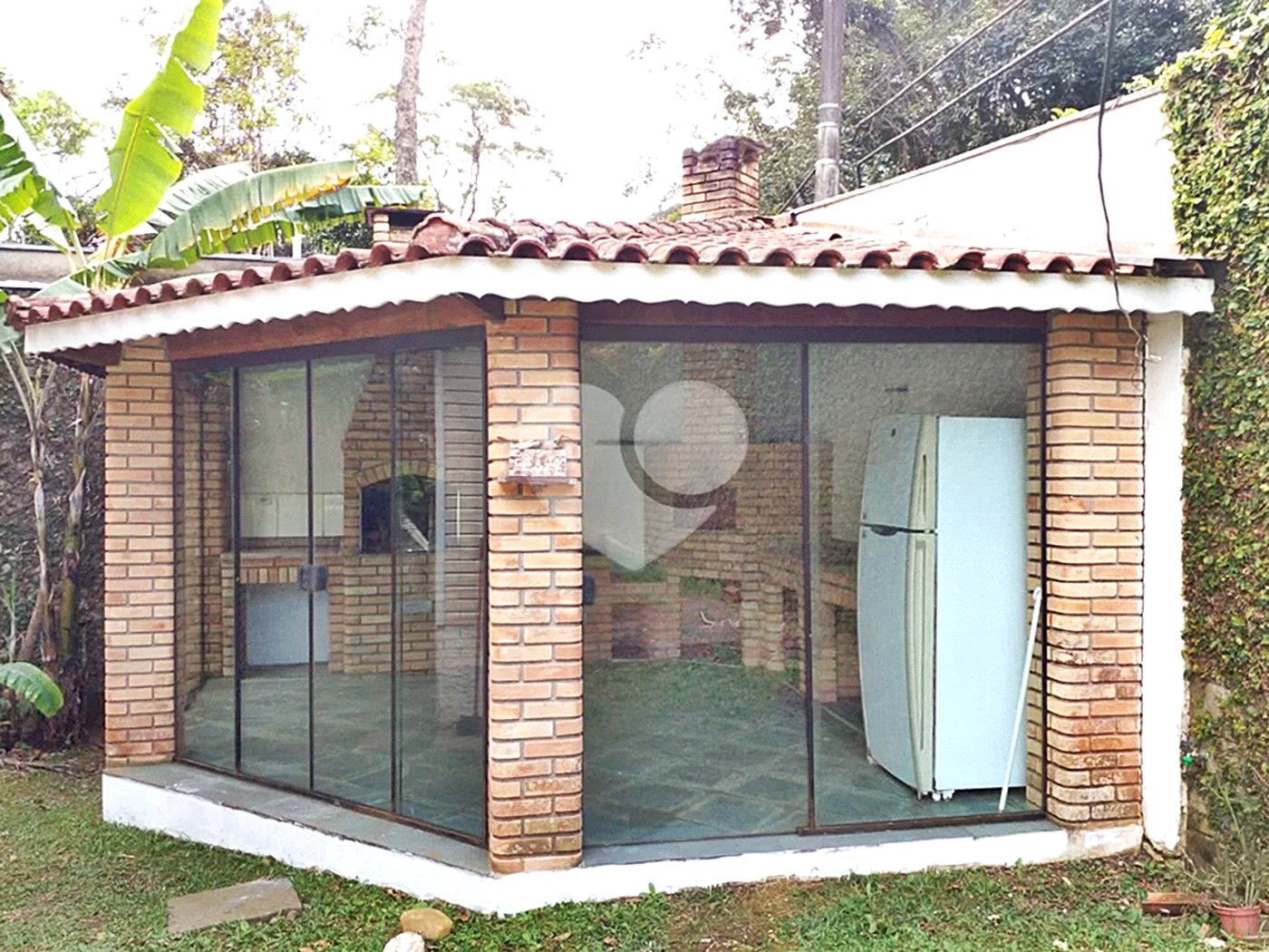 Casa à venda com 4 quartos, sendo 1 suíte,  no condomínio Parque Imperial da Cantareira, Mairiporã - SP