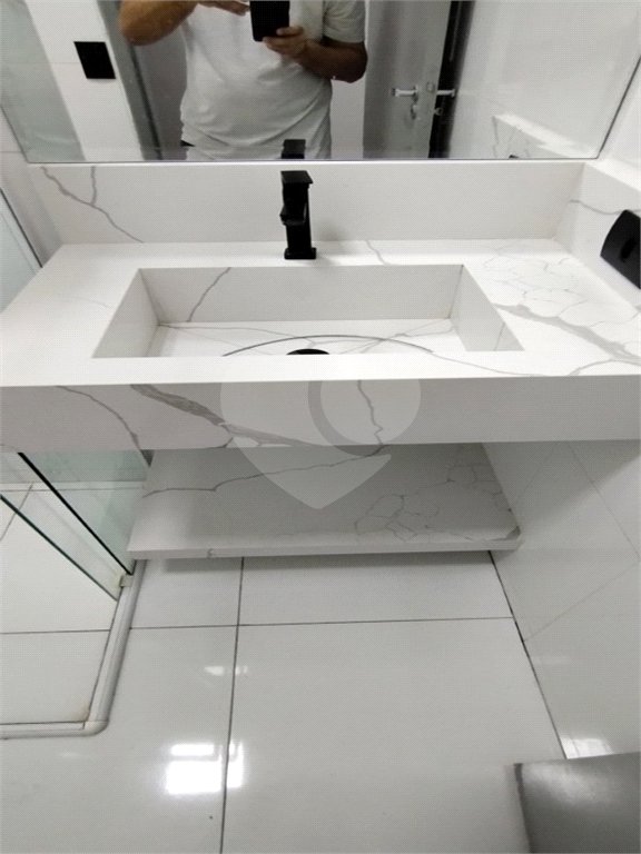 Casa à venda com 3 quartos, sendo 1 suíte, no condomínio Rio das Pedras, Salto - SP