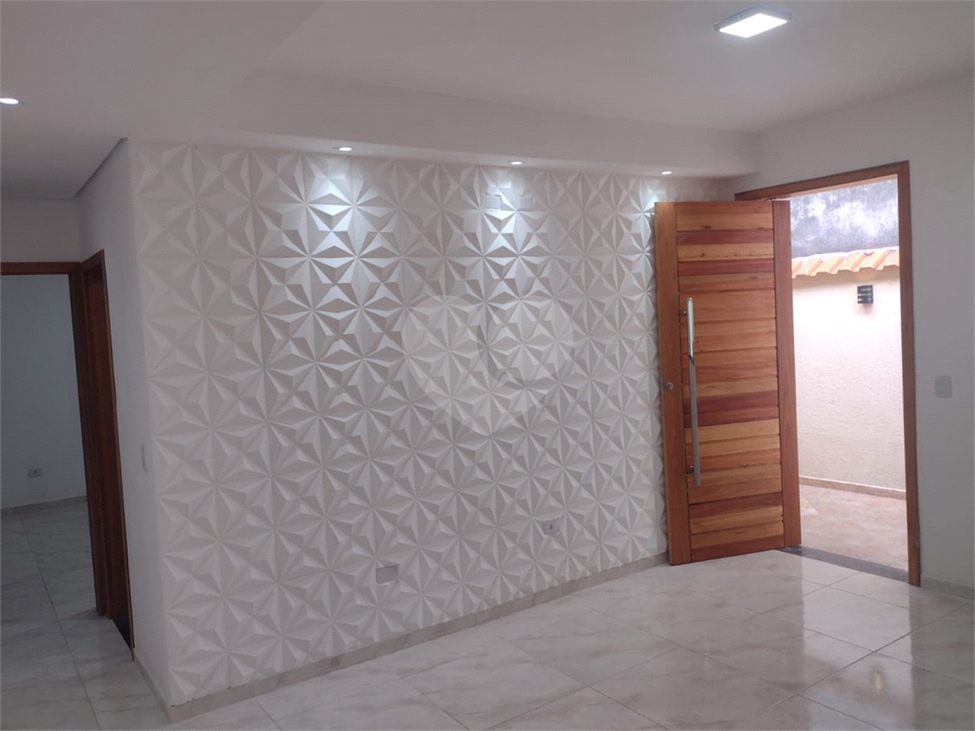 Casa Térrea à venda com 3 quartos, sendo 1 suíte, em Jardim Horto do Ipê, Itaquaquecetuba, SP