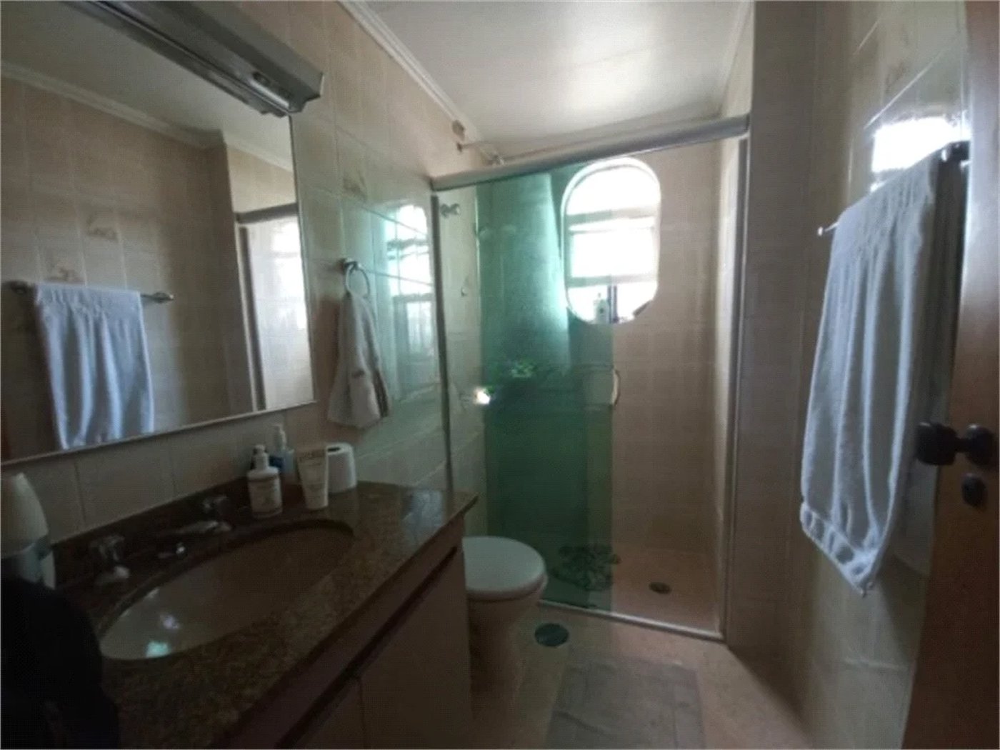 Apartamento à venda com 3 quartos, sendo 1 suíte, em Pinheiros, São Paulo, SP