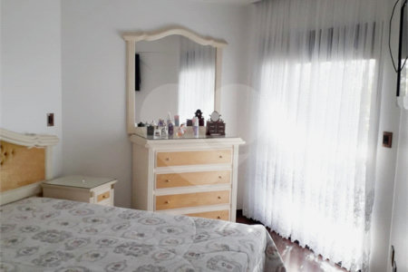 Apartamento à venda com 3 quartos, sendo 1 suíte, em Vila Gomes Cardim, São Paulo, SP