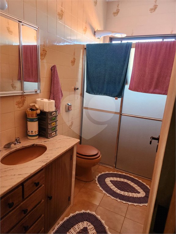 Sobrado à venda com 3 quartos, sendo 1 suíte, em Jardim Floridiana (vila Xavier), Araraquara, SP