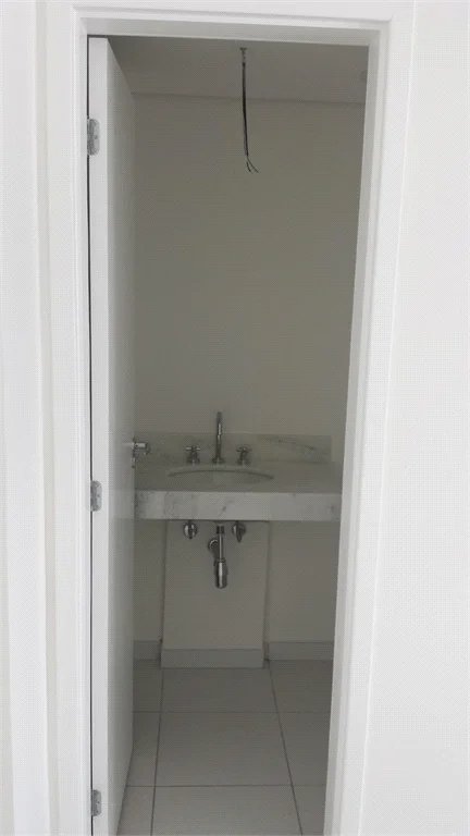 Apartamento à venda com 2 suítes em Vila Madalena, São Paulo, SP