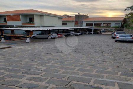 Apartamento à venda com 1 quarto em Esplanada Mendes Moraes, São Roque, SP