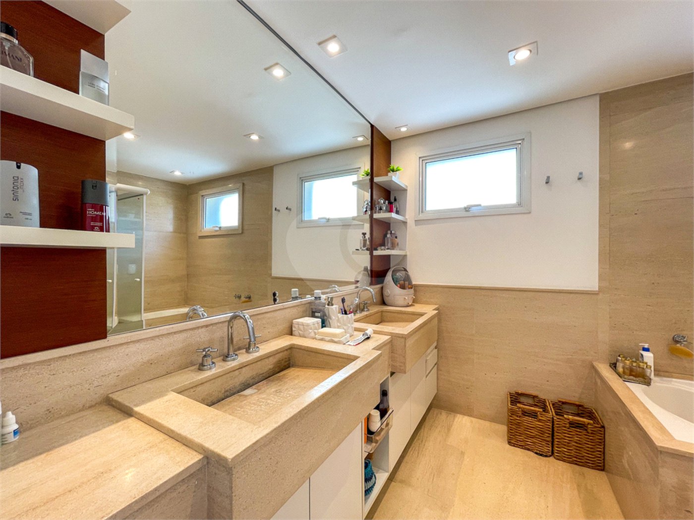 Apartamento à venda com 3 suítes em Perdizes, São Paulo, SP