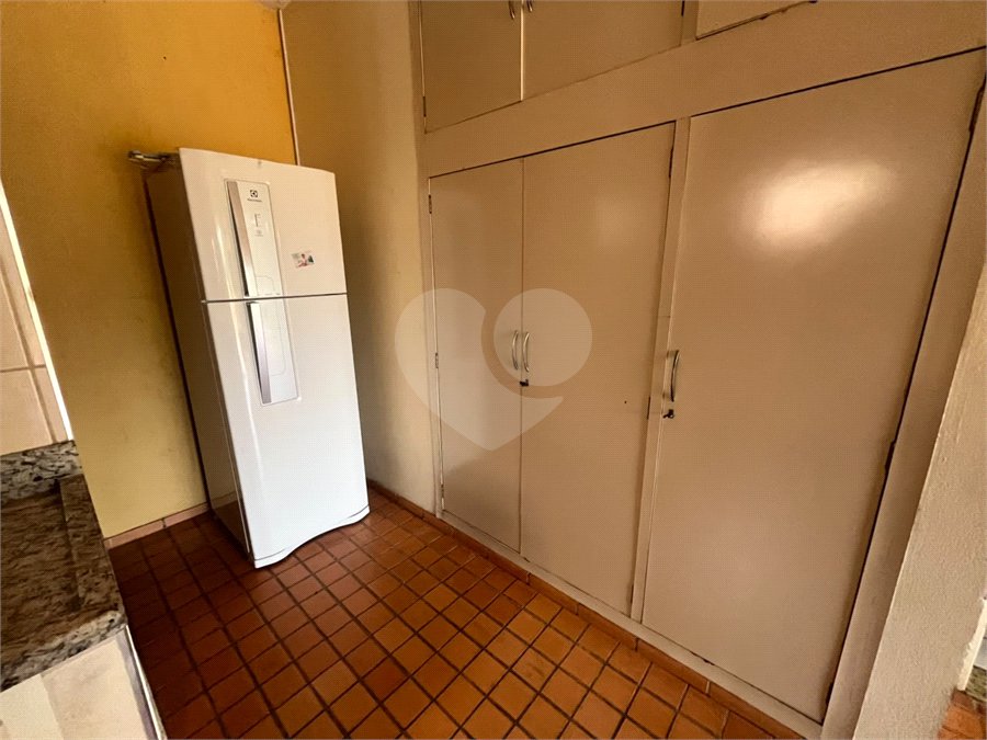 Casa à venda com 3 quartos, sendo 1 suíte, em Parque Santa Marta, São Carlos, SP