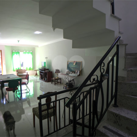 Sobrado à venda com 3 quartos, sendo 1 suíte, em Vila Mazzei, São Paulo, SP