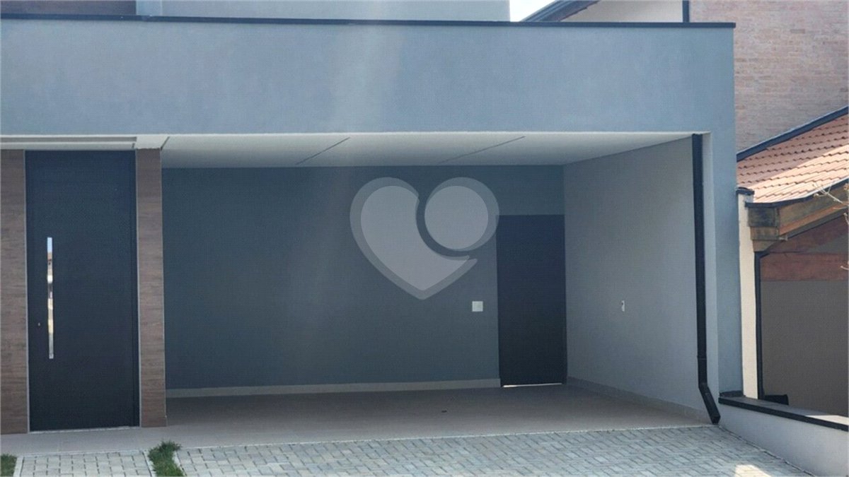 Casa à venda com 3 suítes no condomínio Vita Verdi, Valinhos - SP