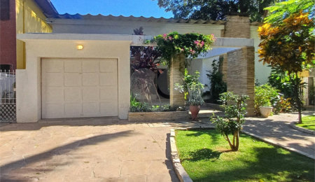 Casa Térrea à venda com 4 quartos, sendo 1 suíte,  em Brooklin Velho, São Paulo, SP