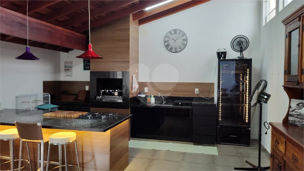 Casa à venda com 3 quartos, sendo 1 suíte, no Centro, Araraquara, SP