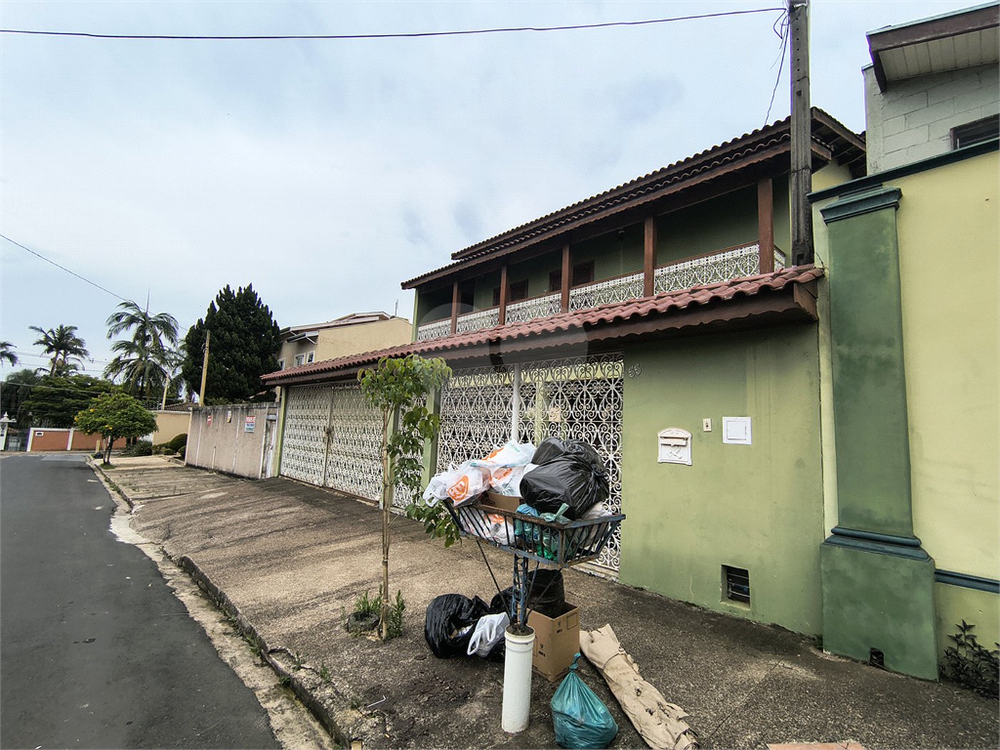 Casa à venda com 5 quartos, sendo 2 suítes, em Chácara Areal, Indaiatuba, SP