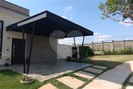 Casa à venda com 3 quartos, sendo 1 suíte, no condomínio Vila Paraty, Indaiatuba - SP
