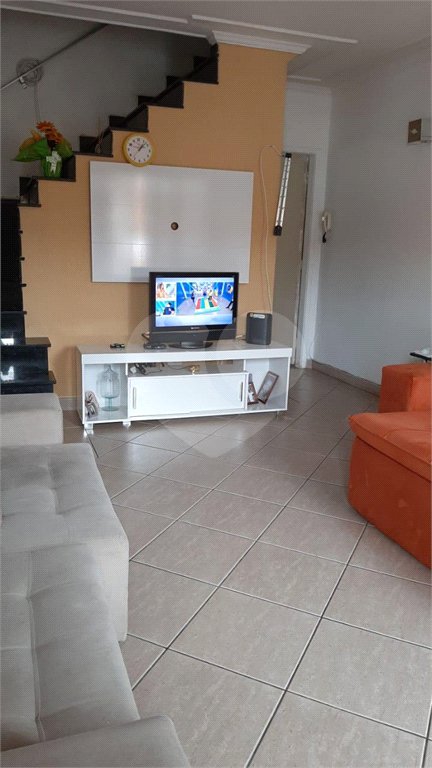 Sobrado à venda com 2 quartos em Vila Medeiros, São Paulo, SP
