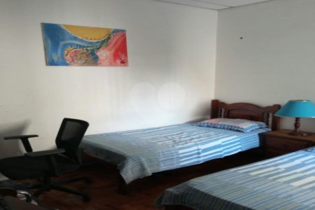 Casa à venda com 6 quartos em Vila Ipojuca, São Paulo, SP