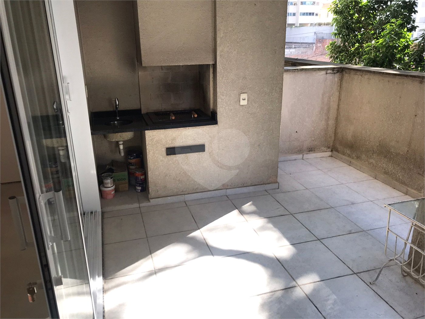 APARTAMENTO 2 QUARTOS (1 SUÍTE) À VENDA NO PARAÍSO