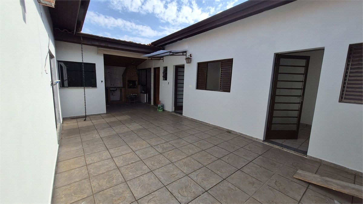 Casa em condomínio para alugar com 2 quartos, sendo 1 suíte,  em Jardim Ibiti do Paço, Sorocaba, SP