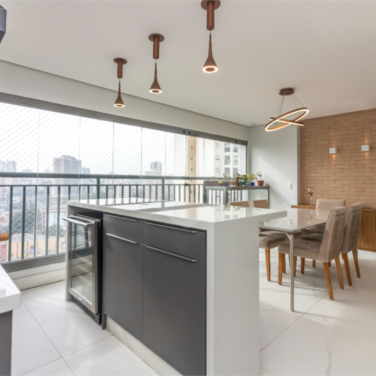 Apartamento à venda com 4 quartos, sendo 2 suítes, em Jardim Prudência, São Paulo, SP