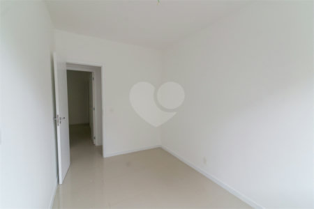 Apartamento à venda com 3 quartos, sendo 1 suíte,  em Vila Isabel, Rio de Janeiro, RJ