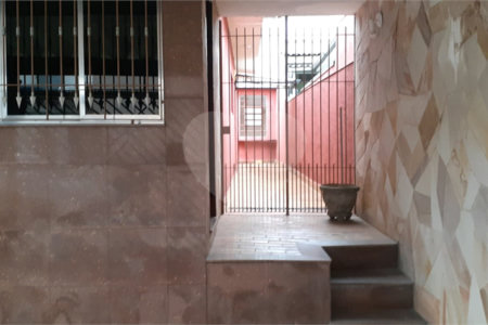 Casa à venda com 3 quartos, sendo 1 suíte, em Vila Gustavo, São Paulo, SP