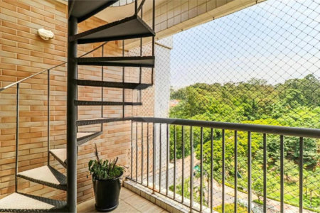 Apartamento à venda com 3 quartos, sendo 1 suíte,  em Cidade São Francisco, São Paulo, SP
