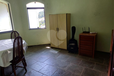 Casa à venda com 3 quartos, sendo 1 suíte, em Alpes D'ouro, Bom Jesus dos Perdões, SP