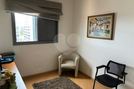 Apartamento à venda com 3 quartos, sendo 1 suíte, em Planalto Paulista, São Paulo, SP