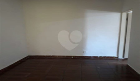 Prédio à venda em Santa Teresinha, São Paulo, SP