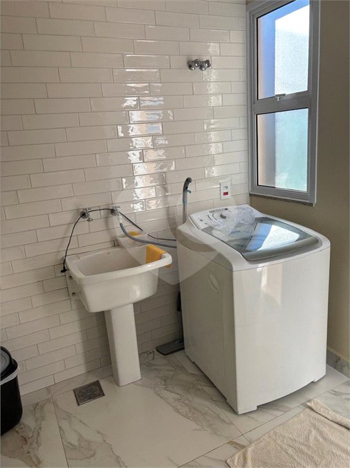 Casa à venda com 2 suítes no condomínio Mirante dos Ipês, Salto - SP