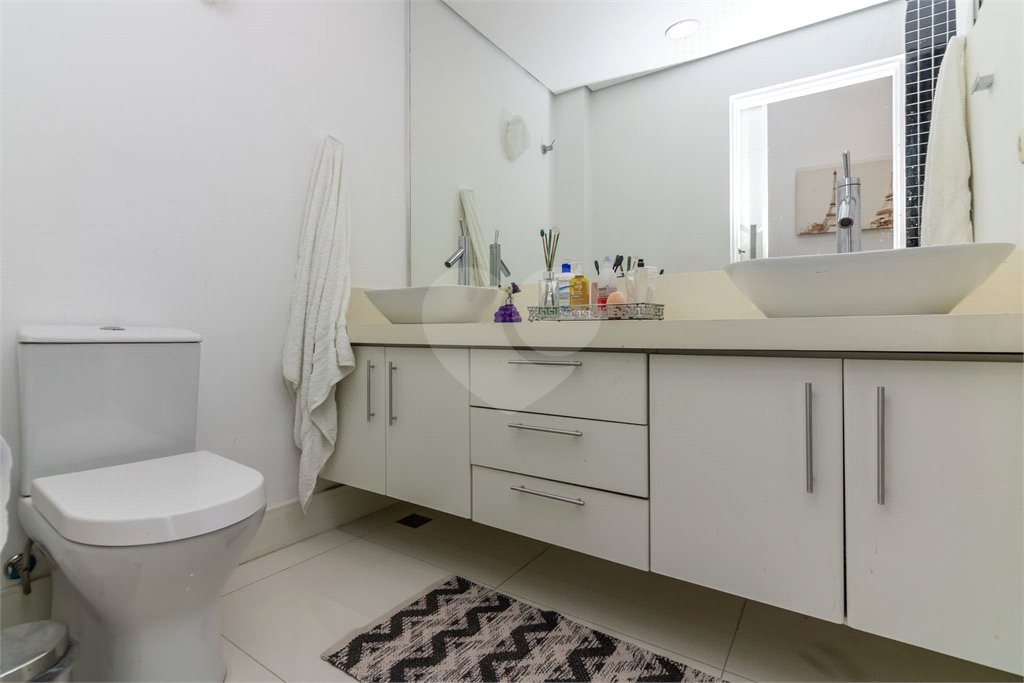 Apartamento à venda com 3 quartos, sendo 1 suíte, em Itaim Bibi, São Paulo, SP