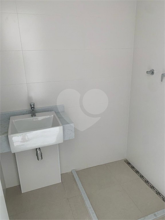 Apartamento à venda com 2 quartos, sendo 1 suíte,  em Vila Ester (zona Norte), São Paulo, SP