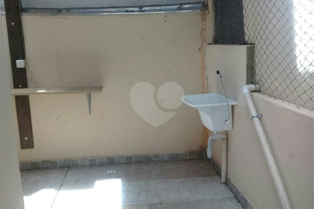 Sobrado à venda com 4 quartos, sendo 2 suítes,  em Jardim Regina, Indaiatuba, SP