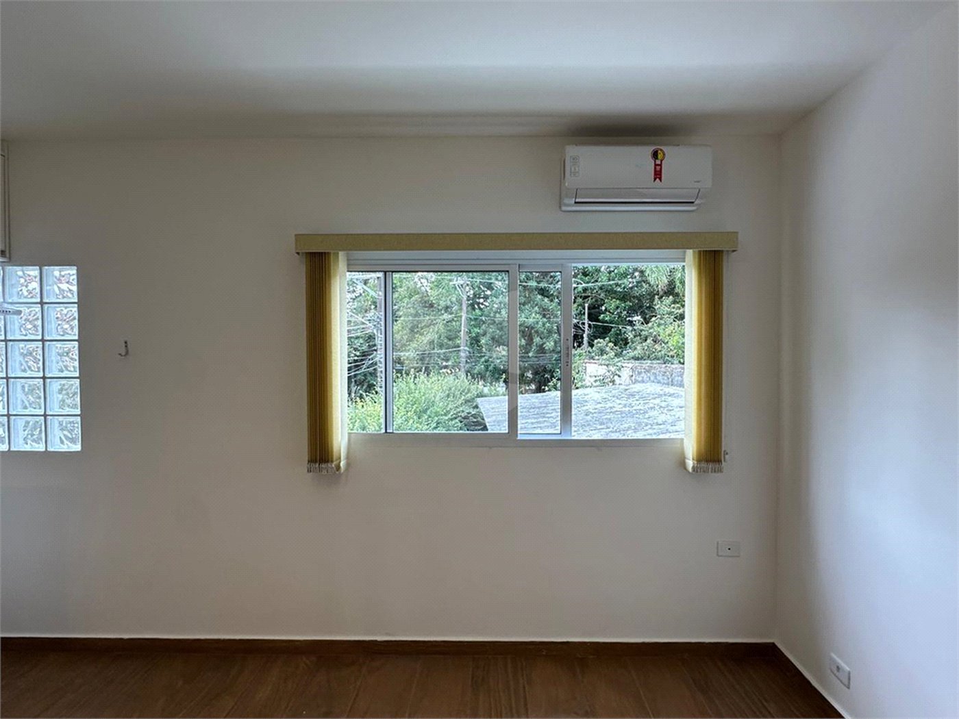 Casa para alugar com 1 suíte no condomínio Sem Nome, São Paulo - SP