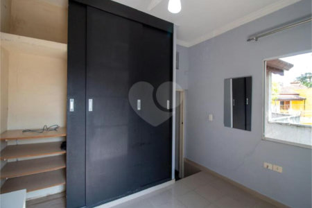 Casa à venda com 3 quartos, sendo 1 suíte, em Jardim Ester, São Paulo, SP