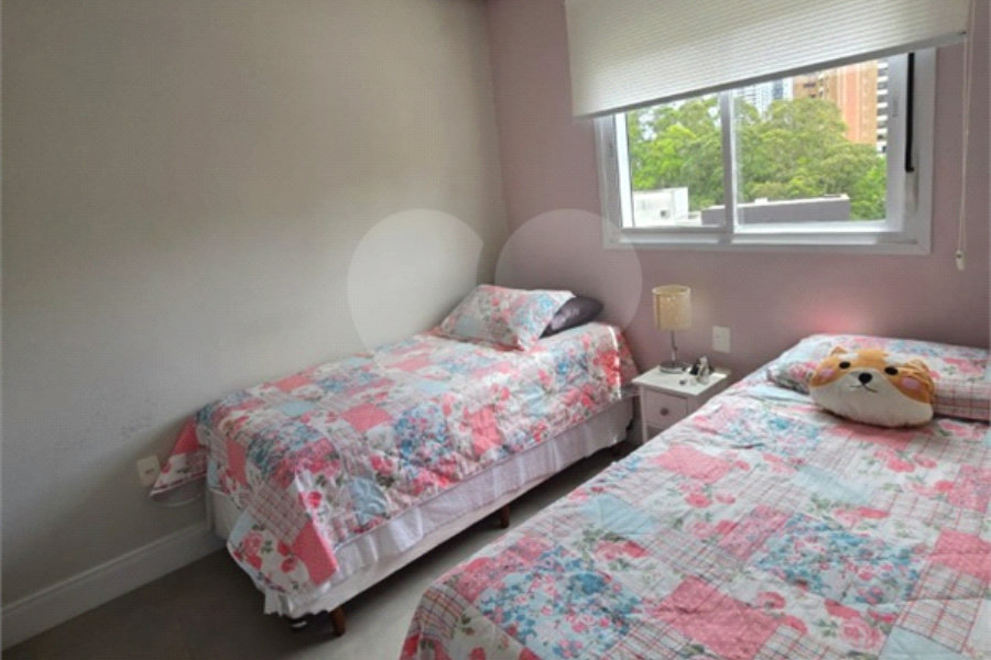 Apartamento à venda com 3 quartos, sendo 1 suíte, em Morumbi, São Paulo, SP