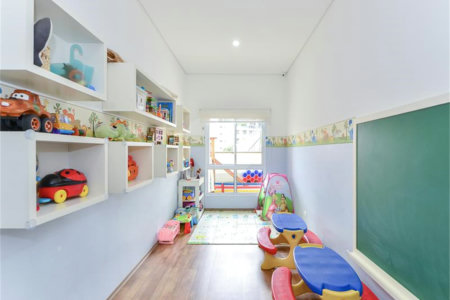 Apartamento à venda com 3 quartos, sendo 1 suíte, em Vila Gumercindo, São Paulo, SP