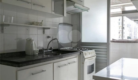 Apartamento à venda com 2 quartos, sendo 1 suíte,  em Vila Mariana, São Paulo, SP