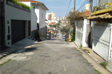 Sobrado à venda com 3 quartos em Vila Paulicéia, São Paulo, SP