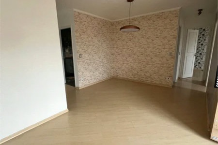 Apartamento à venda com 2 quartos, sendo 1 suíte, em Jardim Ester, São Paulo, SP