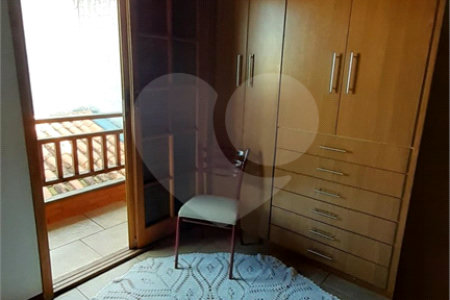 Casa à venda com 3 quartos, sendo 2 suítes, em Conjunto Habitacional Brás Cubas, Mogi das Cruzes, SP